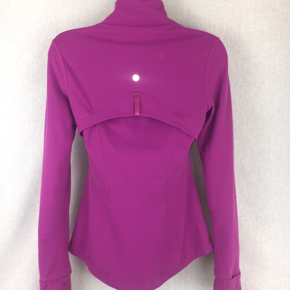 Lululemon Womens Define Jacket Size 4 Zip pockets